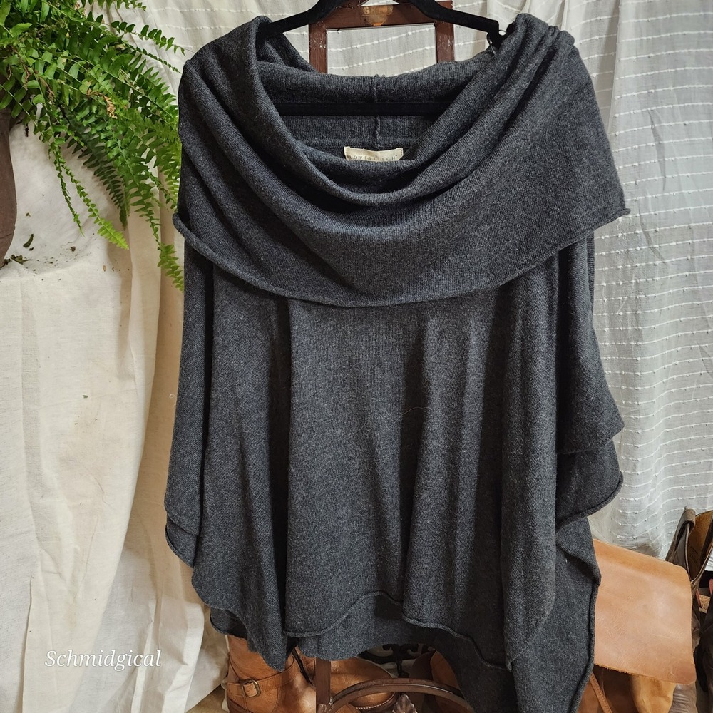Lovestitch Charcoal Gray Wool Angora Blend Cowl Neck Knit Poncho IMP-5385 OS NWT
